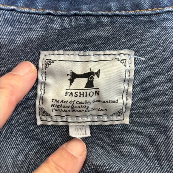 Vintage denim ladies 3X jacket. Tag reads FASHION Art of Cowboy Guarante… - Picture 7 of 8